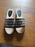 Christian Dior Sandalen, Ophalen of Verzenden, Zo goed als nieuw, Beige, Sandalen of Muiltjes