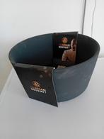 Serveerschaal Herman den Blijker, Ophalen