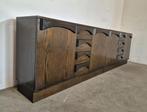 Brutalist sideboard, Huis en Inrichting, Kasten | Dressoirs, 25 tot 50 cm, Ophalen