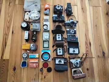 Old school / vintage, analoge camera's en accessoires. beschikbaar voor biedingen