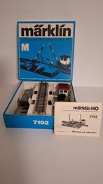 Märklin overweg elektrisch 7192, Wisselstroom, Rails, Ophalen of Verzenden, Zo goed als nieuw