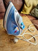 Strijkijzer  Tomado, Ophalen of Verzenden, Gebruikt, Strijkijzer met snoer