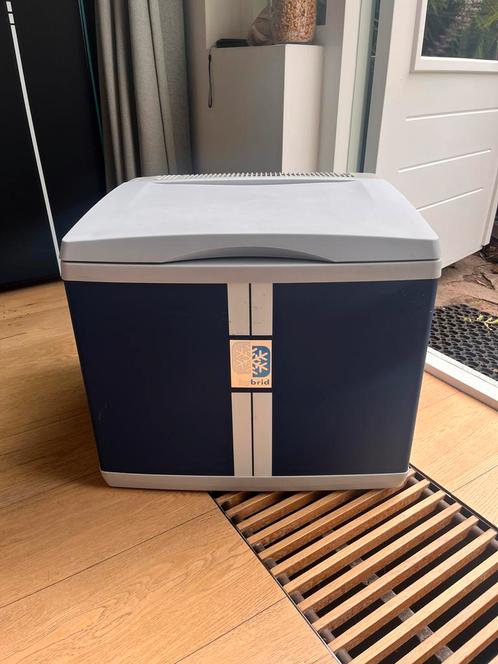 Mobicool B40 Koelbox 41 liter - Elektrisch compressor, Caravans en Kamperen, Koelboxen, Zo goed als nieuw, Koelbox, Elektrisch