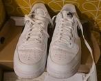 Nike Air Force 1 - Maat 42, Kleding | Dames, Ophalen, Wit, Nike, Sneakers of Gympen