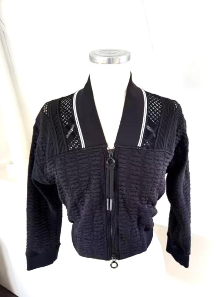 HIGH beeldige vestje vest zwart mt 36/38 ..CHCS, Kleding | Dames, Truien en Vesten, Zo goed als nieuw, Maat 36 (S), Zwart, Ophalen of Verzenden