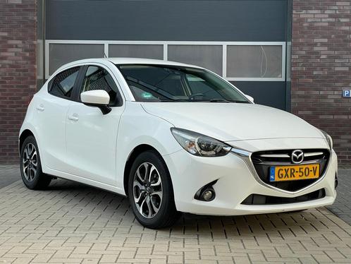 Prachtige Mazda 2 1.5 85KW 5DRS 2016 Wit, Auto's, Mazda, Particulier, Benzine, Hatchback, Handgeschakeld, Geïmporteerd, Wit, Zwart