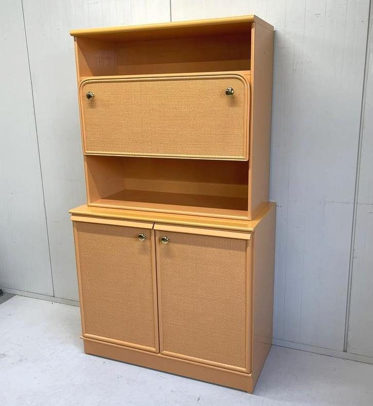 Peach rotan wandkast barkast klepkast buffetkast vintage, Huis en Inrichting, Kasten | Wandmeubels, Gebruikt, 100 tot 150 cm, Minder dan 150 cm