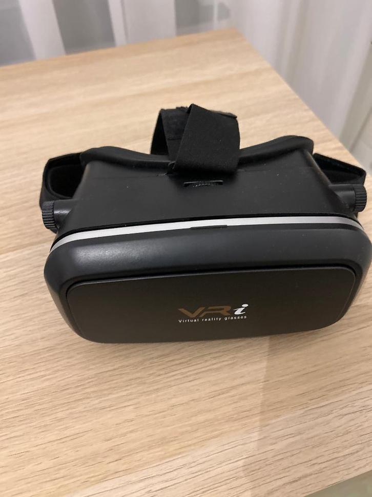 VRi Virtual Reality Bril, Spelcomputers en Games, Virtual Reality, Zo goed als nieuw, Telefoon, VR-bril, Ophalen of Verzenden