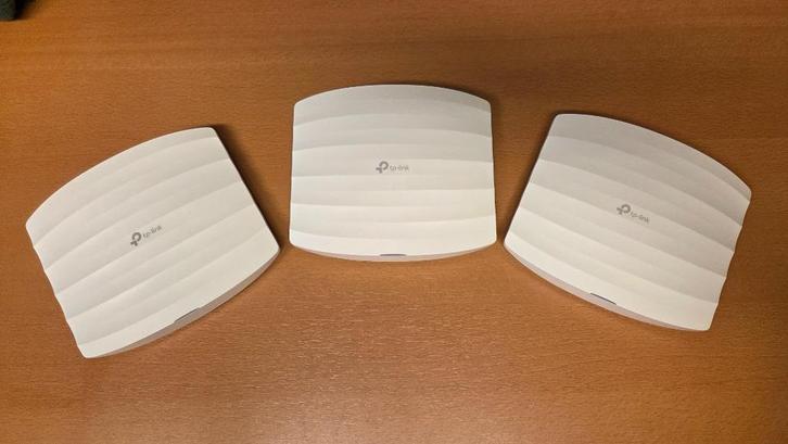 TP Link Omada E245 Accesspoints (drie beschikbaar), Computers en Software, Accesspoints, Gebruikt, Ophalen of Verzenden