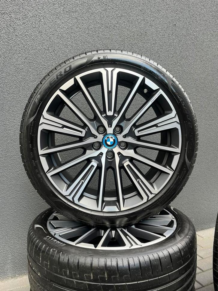 20 INCH BMW 869i ORIGINEEL X1 iX1 U11 X2 U10 iX2 INDIVIDUAL, Auto-onderdelen, Banden en Velgen, Banden en Velgen, Zomerbanden