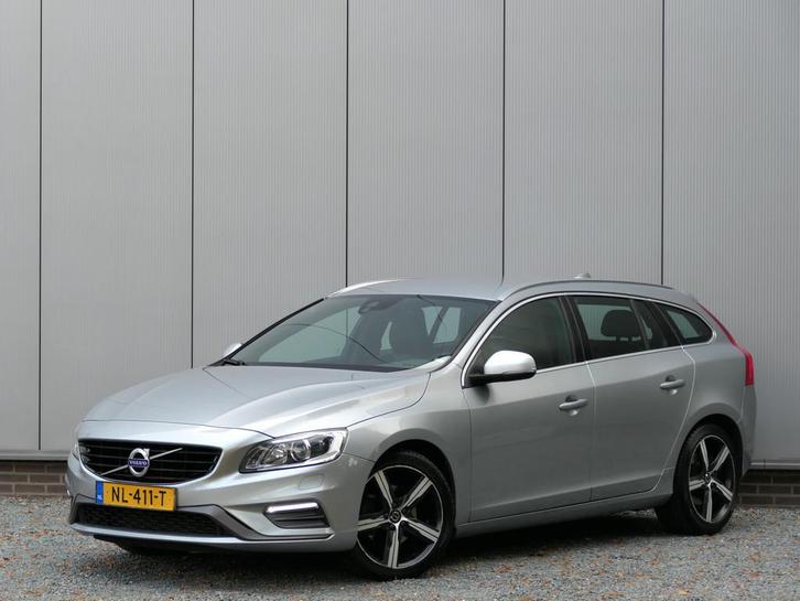 Volvo V60 T3 AUT 12 MND garantie R-Design Xenon / Standkache, Auto's, Volvo, Bedrijf, Te koop, V60, ABS, Airbags, Airconditioning