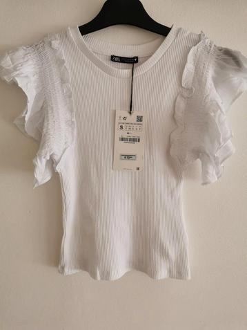 ZARA top met volantmouwen mt. XS beschikbaar voor biedingen