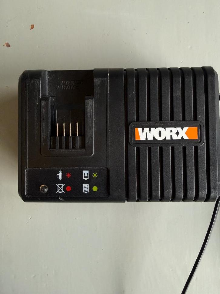 Worx Lader WA3867, Doe-het-zelf en Verbouw, Gereedschap | Boormachines, Zo goed als nieuw, Boor- en Schroefmachine, Ophalen of Verzenden