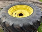 Firestone 460 85 r38 en 420 85 r24 met velg, Ophalen of Verzenden