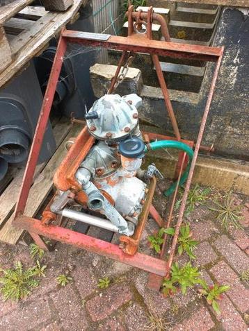 Faber & Brouwer waterpomp spuit op aftakas  beschikbaar voor biedingen