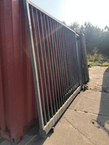 Handmatig schuifhek met losse loopdeur, gegalvaniseerd 3,5m beschikbaar voor biedingen
