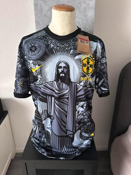 Voetbalshirt maat S,M,L aanwezig 1/2 verzendtijd nieuw!, Sport en Fitness, Voetbal, Nieuw, Shirt, Ophalen of Verzenden