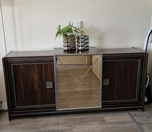 Vitrinekast met schuifdeuren en spiegel, Huis en Inrichting, Kasten | Vitrinekasten, Zo goed als nieuw, 100 tot 150 cm, 150 tot 200 cm