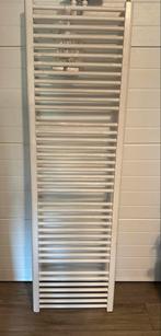 Handdoek-/designradiator, Radiator, Minder dan 60 cm, Ophalen of Verzenden, Zo goed als nieuw