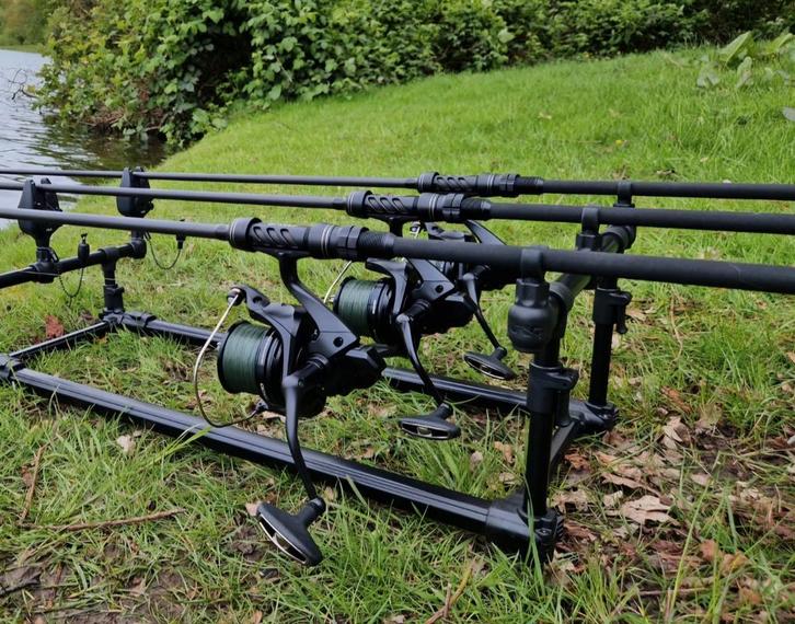 Wolf X1K 10ft 3lb karperhengels 4 stuks  ** nieuwstaat **, Watersport en Boten, Hengelsport | Karpervissen, Zo goed als nieuw