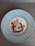 Victoria Slowakia 2 wandbordjes, Huis en Inrichting, Keuken | Servies, Gebruikt, Ophalen of Verzenden, Bord(en), Overige stijlen
