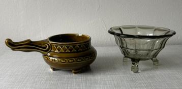 Vintage plantenbakje en bakje op pootjes beschikbaar voor biedingen