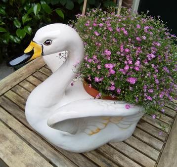 Grote vintage zwaan bloempot (geglazuurd keramiek) beschikbaar voor biedingen
