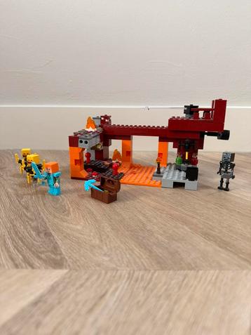 LEGO Minecraft 21154 – De Blaze Brug beschikbaar voor biedingen
