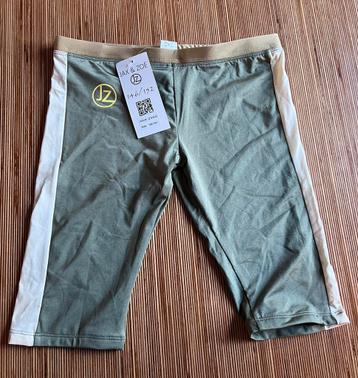 NIEUW UV broek maat 146/152 beschikbaar voor biedingen