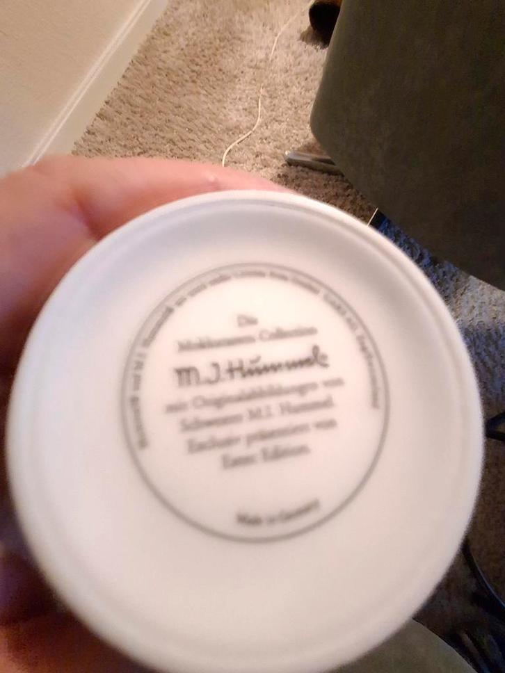 Hummel kopjes/schoteltjes, Verzamelen, Porselein, Kristal en Bestek, Zo goed als nieuw, Kop en/of schotel, Porselein, Ophalen of Verzenden