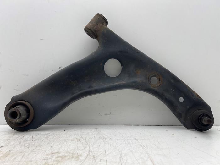 Draagarm rechts-voor van een Peugeot 107, Auto-onderdelen, Ophanging en Onderstel, Peugeot, Gebruikt, 3 maanden garantie, Ophalen of Verzenden