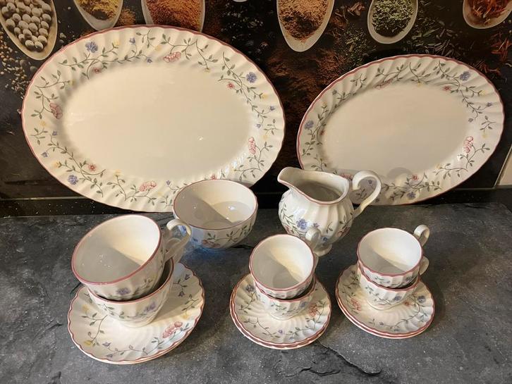 Summer chintz servies, Huis en Inrichting, Keuken | Servies, Zo goed als nieuw, Kop(pen) en/of Schotel(s), Overige stijlen, Porselein