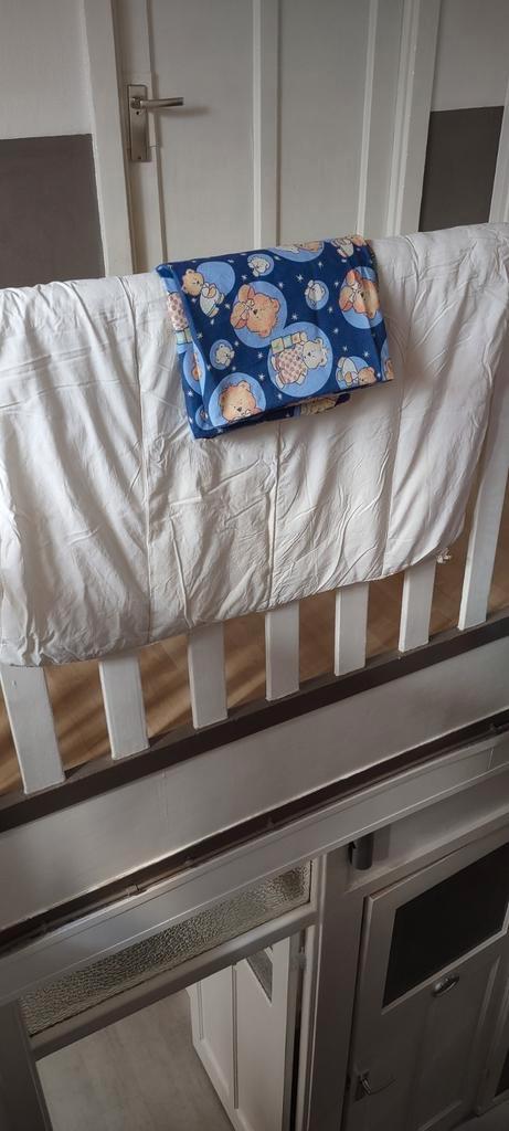 Dekbed en dekbedhoes kinder, Kinderen en Baby's, Babywiegjes en Ledikanten, Gebruikt, Ledikant, Ophalen of Verzenden
