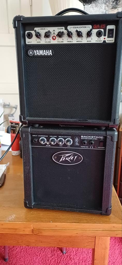 Peavey en Yamaha oefenversterkers., Muziek en Instrumenten, Versterkers | Bas en Gitaar, Minder dan 50 watt, Ophalen of Verzenden