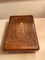 Houten Sieradendoos met Houtsnijwerk Bloemen, Antiek en Kunst, Ophalen of Verzenden