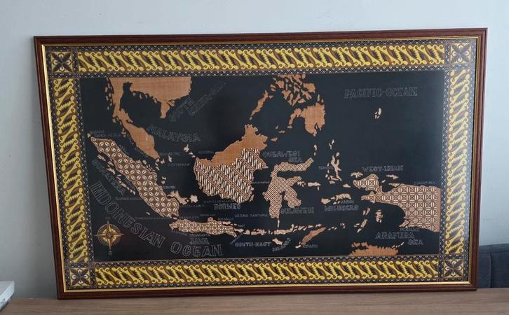 Indonesië Kaart Schilderij Batik stof, Antiek en Kunst, Kunst | Tekeningen en Foto's, Ophalen of Verzenden