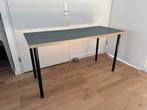 Ikea bureau/tafel 140x60cm met kabel opberger, Huis en Inrichting, Bureaus, Ophalen, Zo goed als nieuw, Bureau