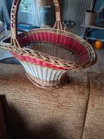 Mooie mand, Huis en Inrichting, Woonaccessoires | Schalen en Manden, Ophalen of Verzenden, Rond, Riet