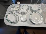 servies groen, Huis en Inrichting, Keuken | Servies, Ophalen, Zo goed als nieuw, Overige stijlen, Compleet servies