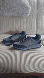 Als nieuw heren sneakers maat 44, Kleding | Heren, Schoenen, Ophalen of Verzenden, Zo goed als nieuw, Sneakers of Gympen