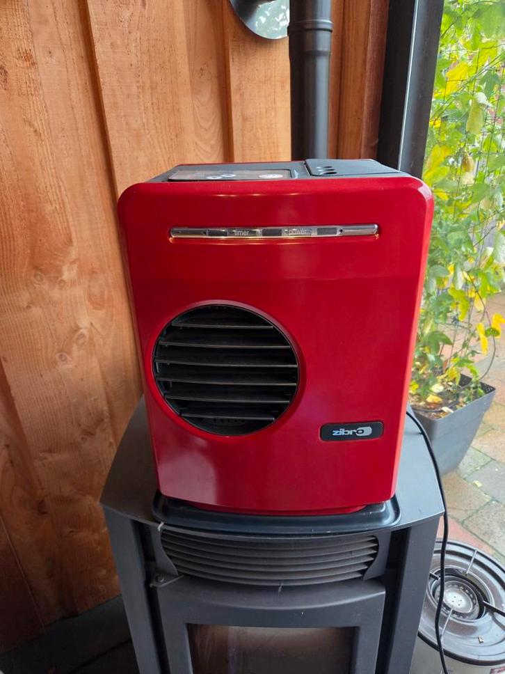 Zibro SRE 149 2,7 kw laserkachel, Huis en Inrichting, Kachels, Zo goed als nieuw, Petroleumkachel, Overige brandstoffen, Ophalen