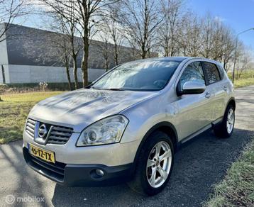 Nissan Qashqai 1.6 Acenta*NEW APK*GLAZEN DAK*PARKEERSENSOR beschikbaar voor biedingen