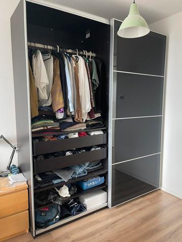 Ikea Pax 2 deurs met laden beschikbaar voor biedingen