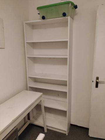 Drie IKEA Billy Boekenkasten - Gebruikt - afbeelding 3