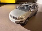 Volvo XC60 1:43 – ZGAN – Een Zweedse Thriller in Miniatuur, Ophalen of Verzenden, Zo goed als nieuw, Auto, Overige merken