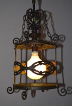 Antieke smeedijzeren Griekse lantaarn, Huis en Inrichting, Lampen | Hanglampen, Gebruikt, Ophalen of Verzenden, Antiek, Art-Craft, Iron works, Kasteel, Fort, Smeedijzer, Grieks