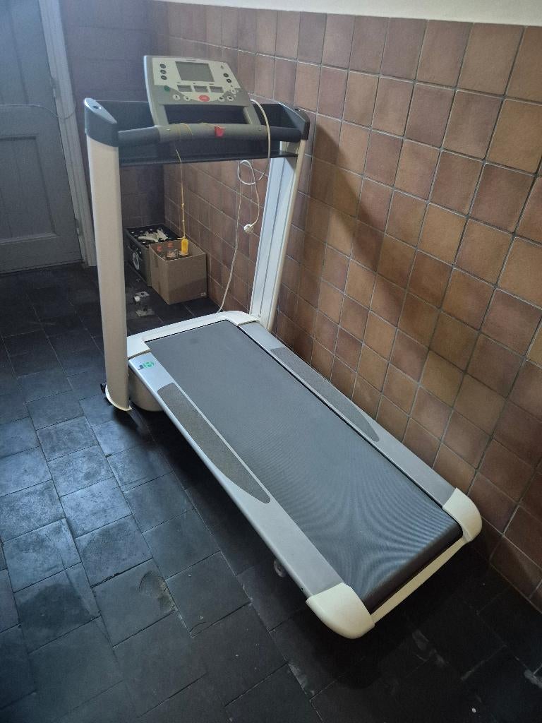 Tunturi loopband J8, Ophalen, Gebruikt, Benen, Loopband