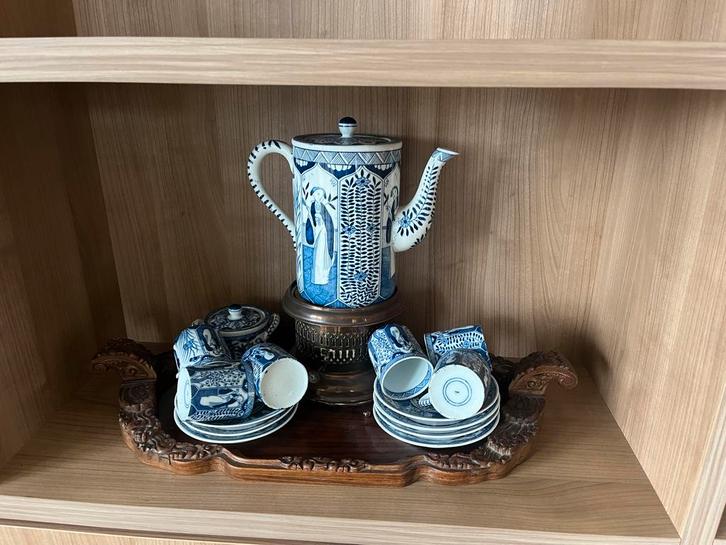 Japans theeservies op handgesneden dienblad, Antiek en Kunst, Antiek | Servies compleet, Ophalen