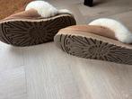 Ugg Pantoffels Maat 41 - Hoge Zool, Kleding | Dames, Schoenen, Ophalen of Verzenden, Zo goed als nieuw, Bruin, Pantoffels of Sloffen