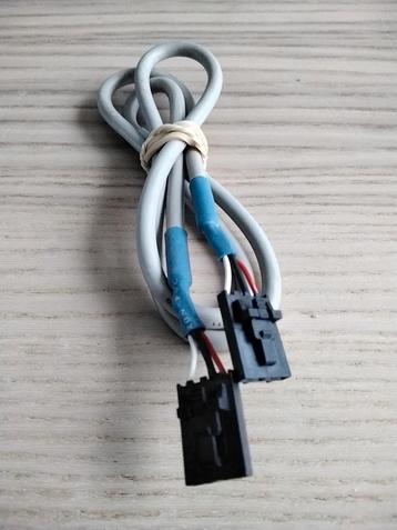 Analoge Audio kabel tussen CD-ROM speler en geluidskaart beschikbaar voor biedingen